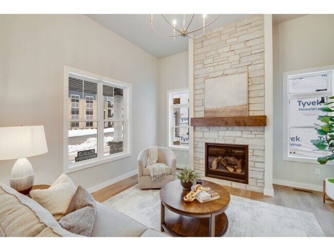 Foto del edificio - 2820 Elm Tree Hl