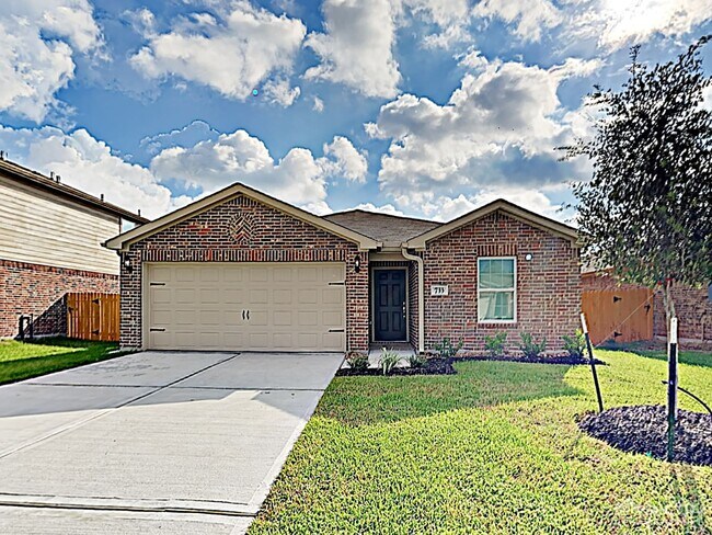 Building Photo - 733 Totem Trail Dr