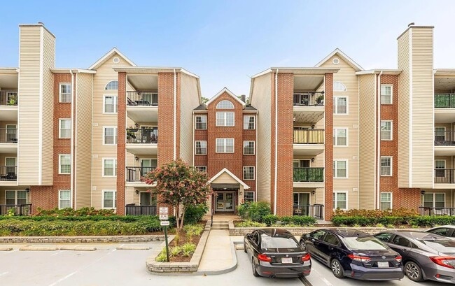 Building Photo - 3309 Wyndham Cir