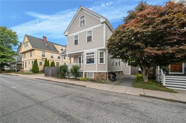 Foto del edificio - 28 Rhode Island Ave