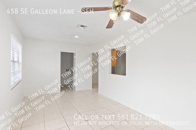 Building Photo - 458 SE Galleon Ln