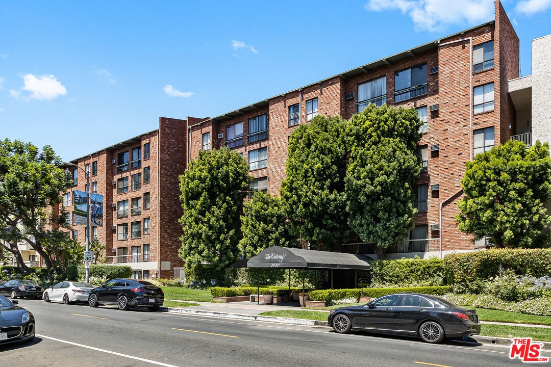 Foto principal - 1440 Veteran Ave