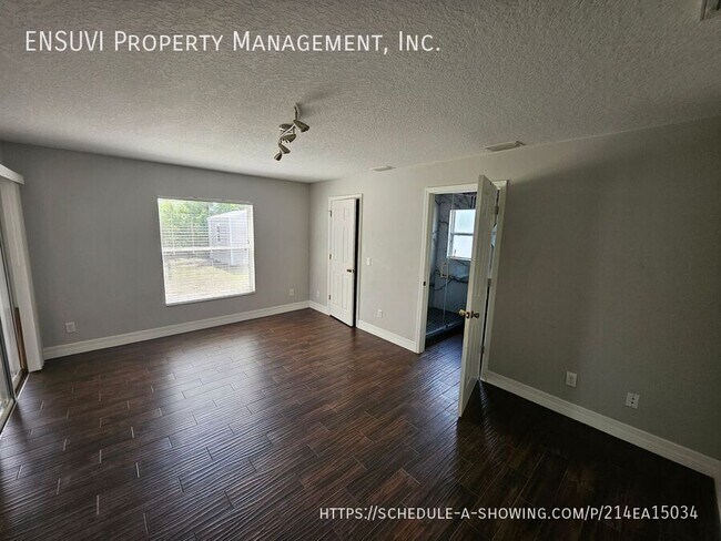 Foto del edificio - 2232 Fairview Rd