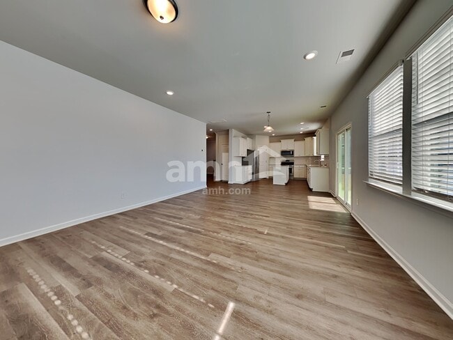 Building Photo - 139 Stagecoach Ave