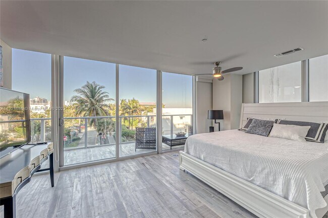 Foto del edificio - 2200 N Ocean Blvd