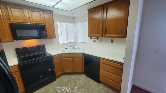 Building Photo - 22794 Lakeway Dr