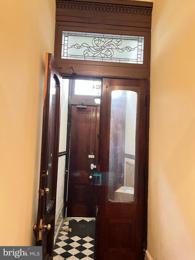 1524 Pine St Unit 2 Philadelphia PA 19102 Apartment For Rent In 
