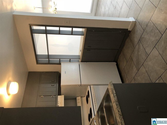 Foto del edificio - 137 59th St N