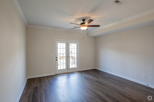 2 habitaciones, 2,5 baños - 140 m² - Sala de estar - The Villas at Charleston Oaks