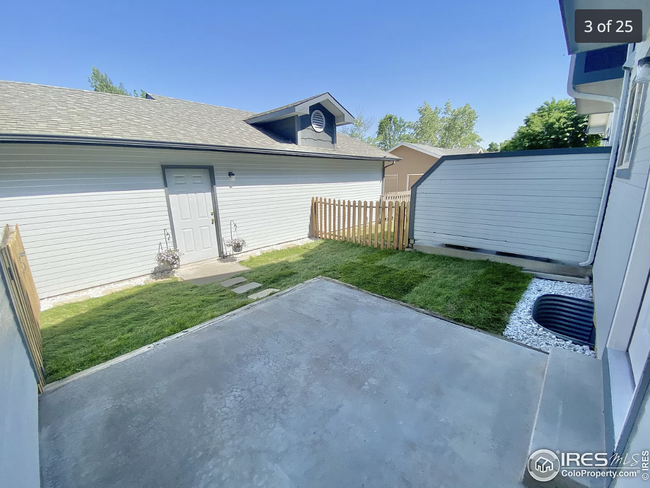 Back Yard 2 - 1000 Cuerto Ln