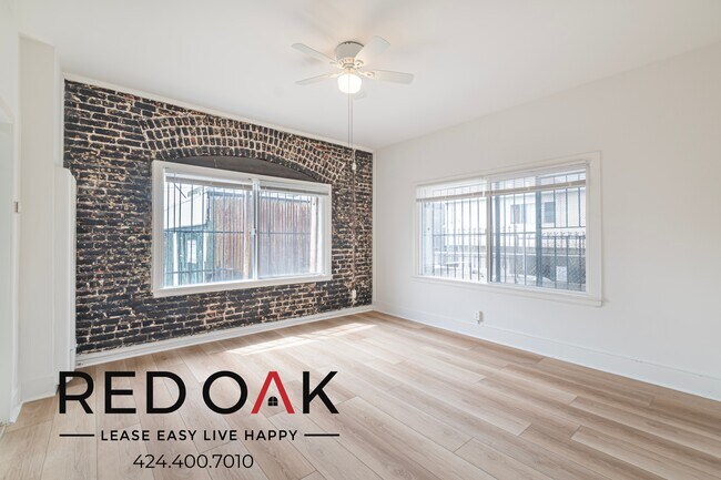 Foto del edificio - 2933 W 8th St
