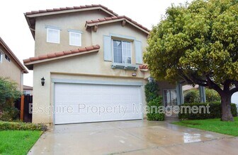 Building Photo - 435 Paseo Del Valle