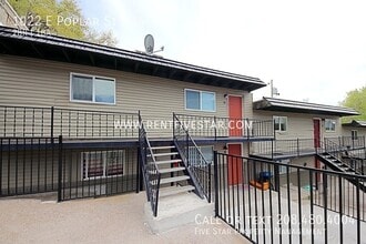 Building Photo - 1022 E Poplar St
