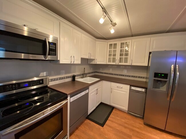 Foto del edificio - 15007 NE 12th St