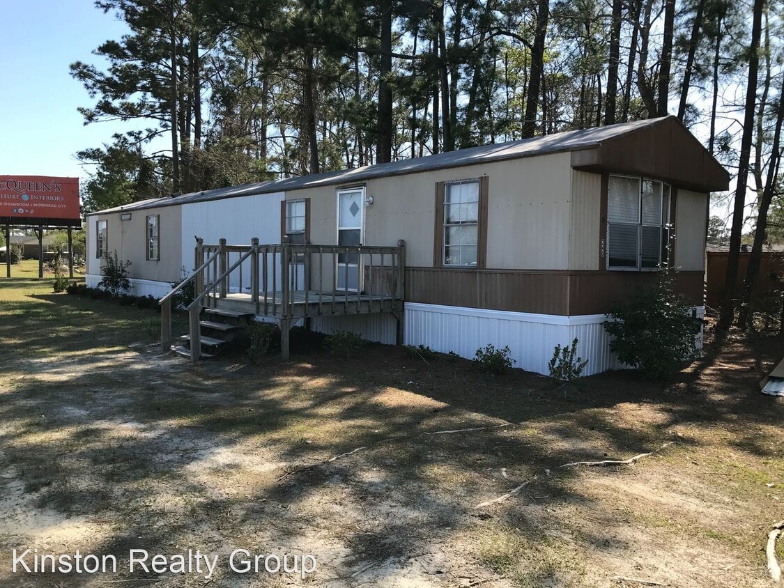 240 Pettiford Park Cir, Swansboro, NC 28584 House Rental in Swansboro