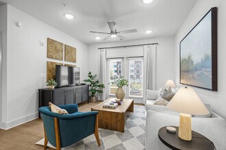 Building Photo - Rovena at Mt. Zion