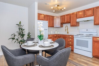 Building Photo - The Reserve at Barrington 55+