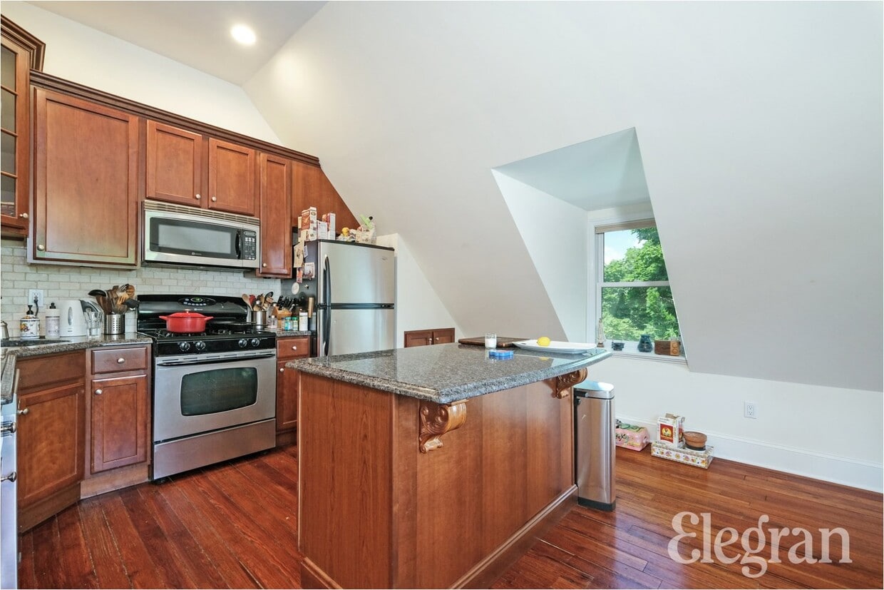 7 Keller Ln Unit APT 8, Dobbs Ferry, NY 10522 Room for Rent in Dobbs