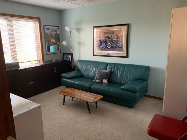 Second Bedroom - 5360 N Lowell Ave