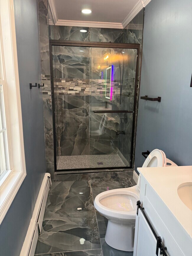 Foto del edificio - 661 Mt Lucas Rd