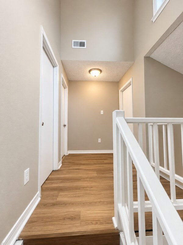 Building Photo - 1314 Sharlo Ave