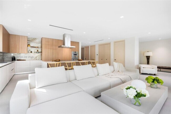 Foto del edificio - 241 NW 46th St