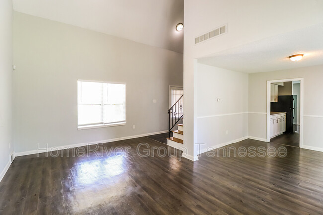Foto del edificio - 2413 Ridgeway Rd