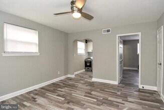 Building Photo - 8208 Bellefonte Ln