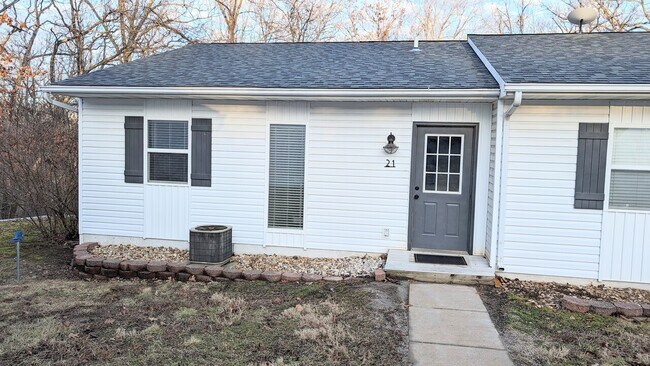 Building Photo - Ava Townehomes