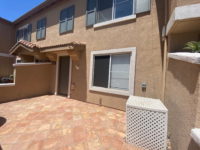 Building Photo - 3334 E Chiddingstone Ln
