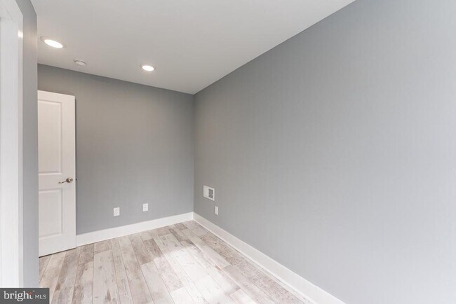 Foto del edificio - 3252 Miller St