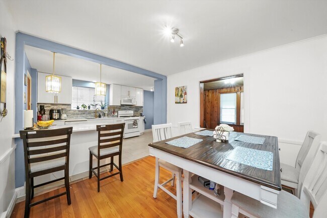 Foto del edificio - 3456 N Oak Park Ave