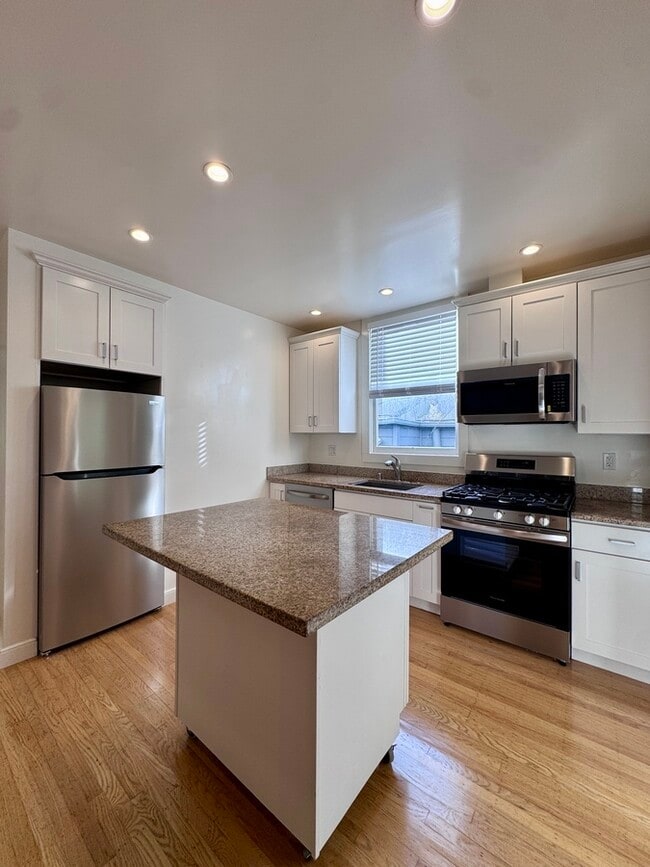 Photo - 184 Pixley St Apartment