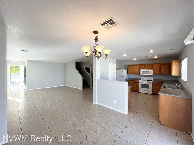 Building Photo - 3 br, 2.5 bath House - 8416 Woodland Prair...