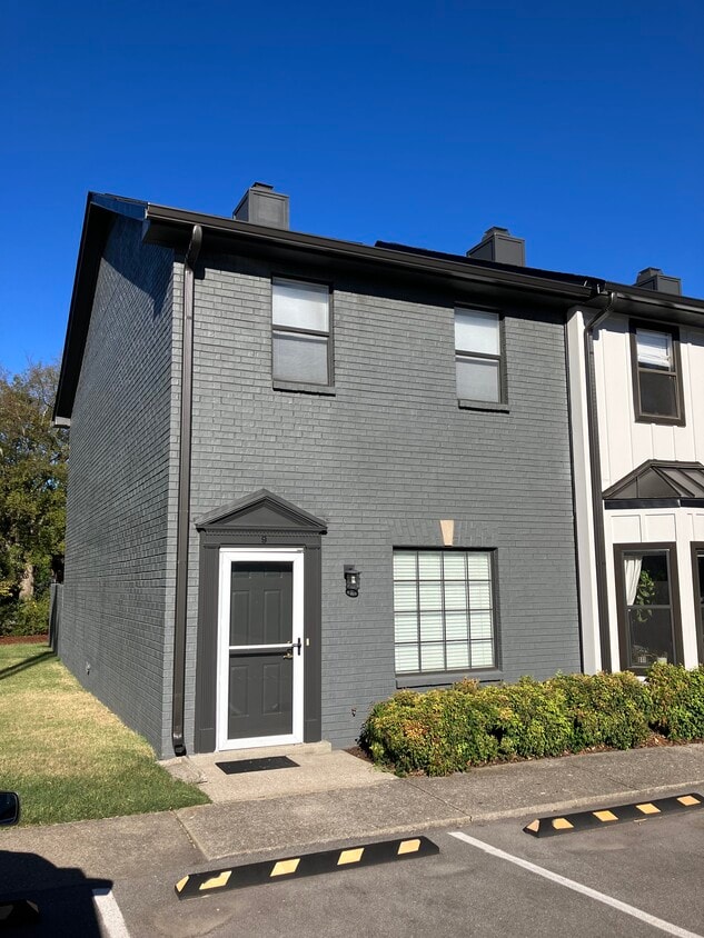 2112 Blair Blvd, Nashville, TN 37212 Townhome Rentals in Nashville TN