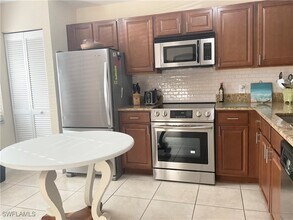 Building Photo - 3062 Sandpiper Bay Cir