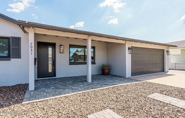 Building Photo - 7031 E Belleview St