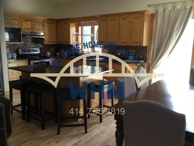 Foto del edificio - 13835 Morningview Ct