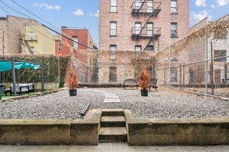 Building Photo - 2507 Hughes Ave