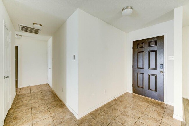 Foto del edificio - 16003 Peach Bluff Ln