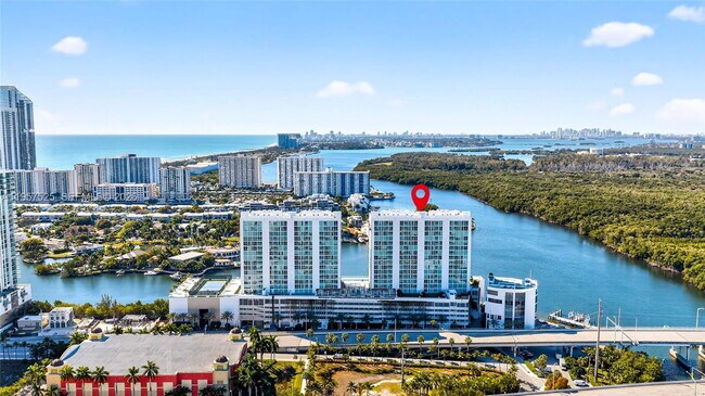 Foto del edificio - 400 Sunny Isles Blvd