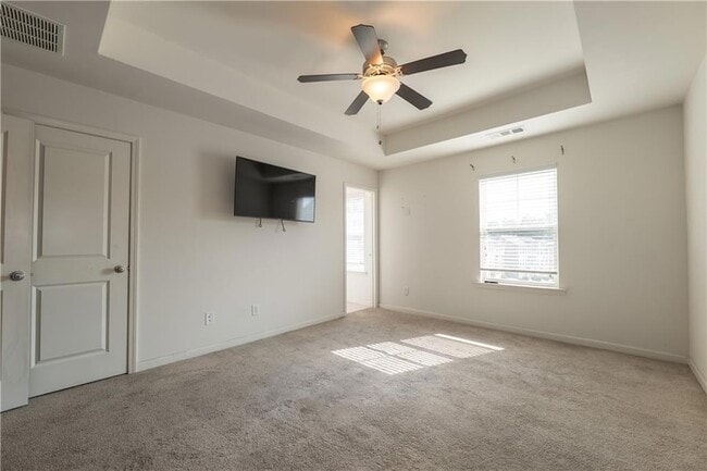 Building Photo - 915 Society Cir