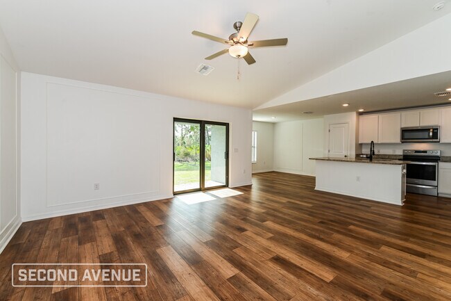 Building Photo - 6351 Opa Locka Ln