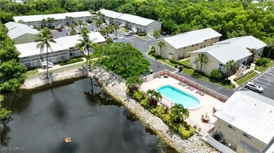 Building Photo - 4621 Bayshore Dr