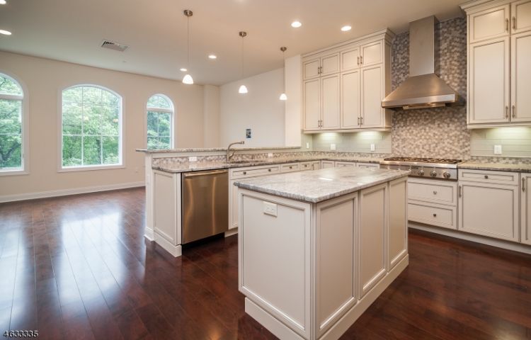 Foto principal - 412 Metzger Drive