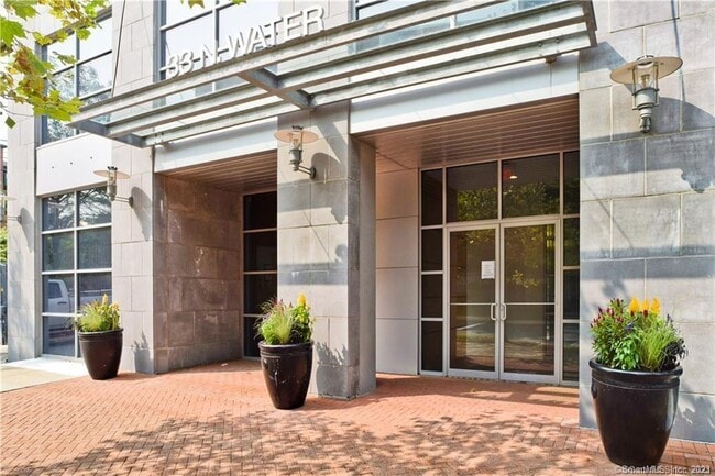 Foto del edificio - 33 N Water St