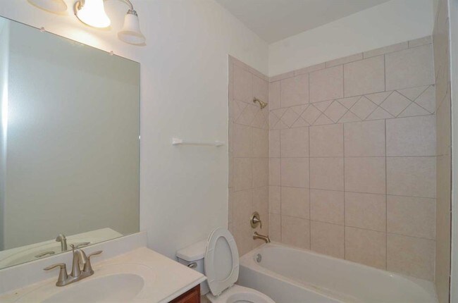 Foto del edificio - 13115 S Bellaire Estates Dr