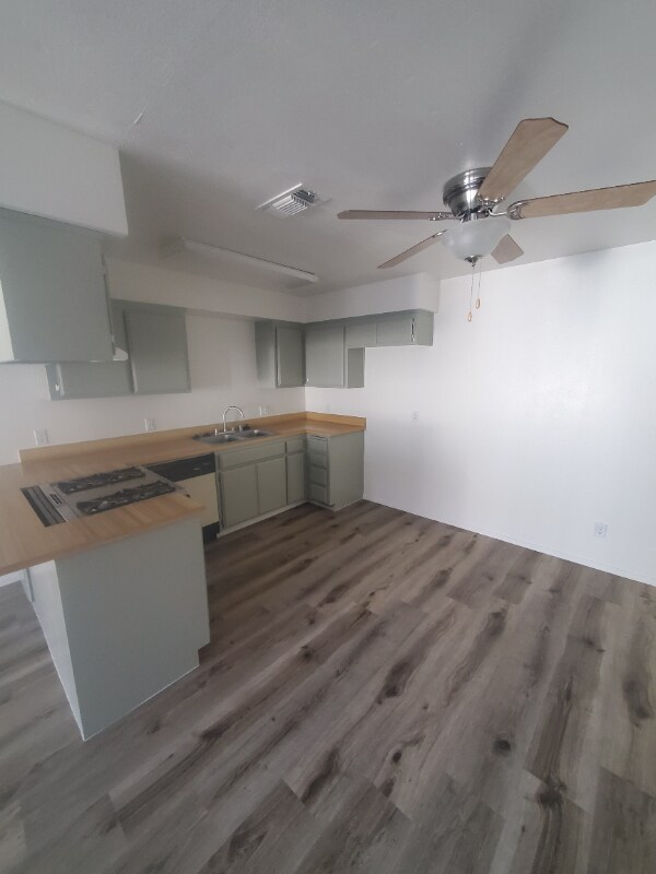 Foto del edificio - 852 S Norma St