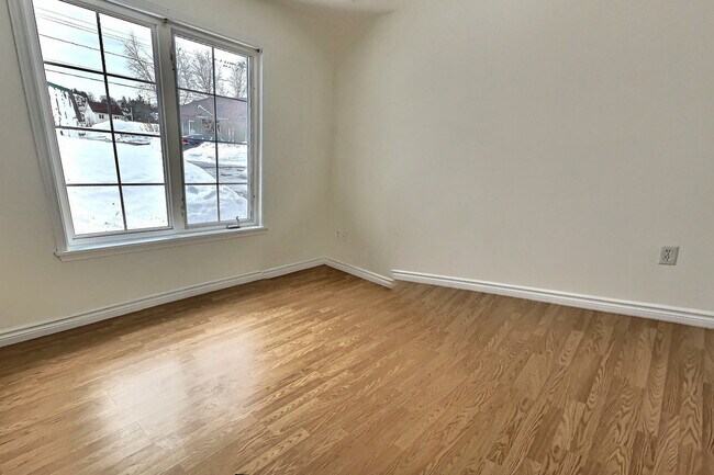 Photo du bâtiment - 57 Rue Webster