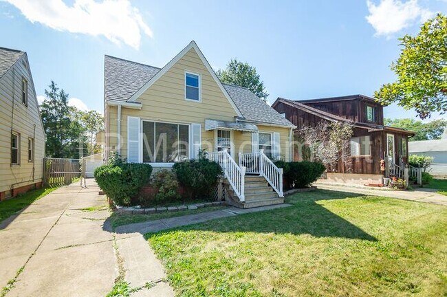 Foto del edificio - Charming 3BD Updated Home